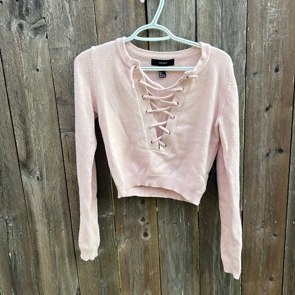 Forever 21 Women viscose blended Sweater Crop Top size small - Picture 1 of 7